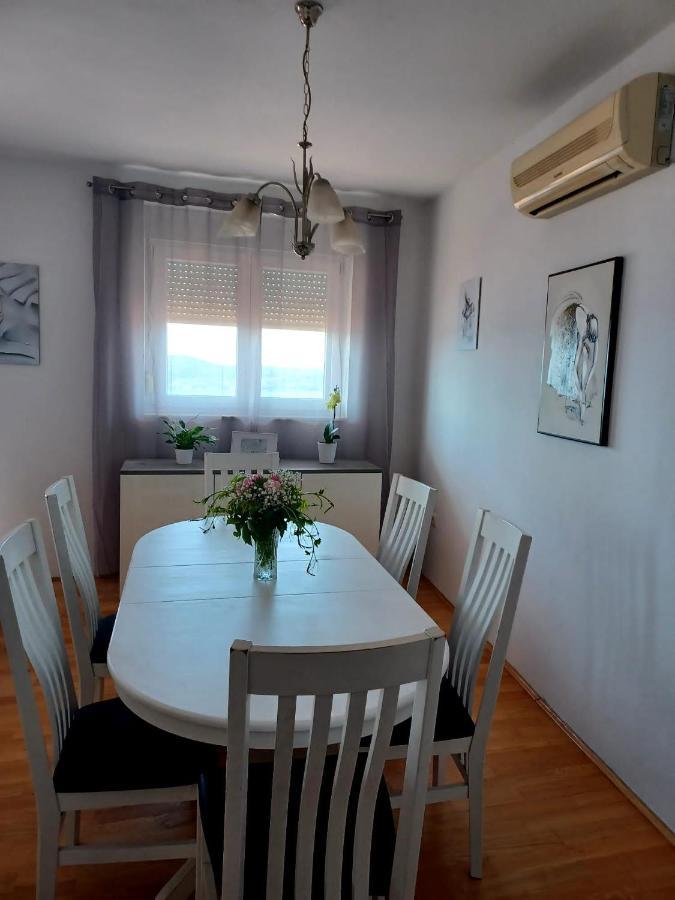 Bella Vista Apartment Šibenik Exteriör bild