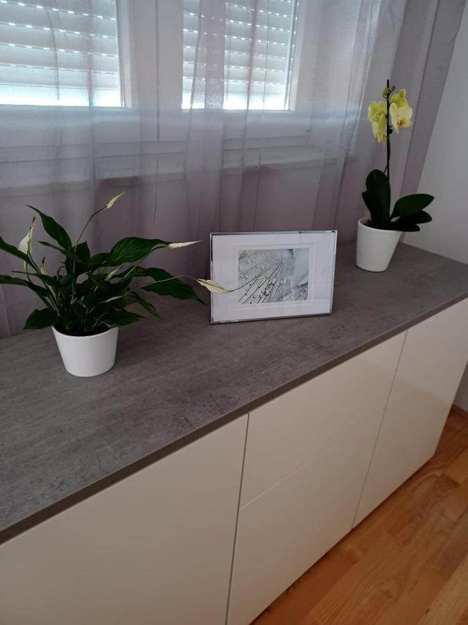 Bella Vista Apartment Šibenik Exteriör bild